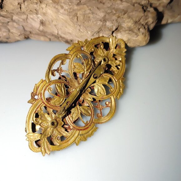 Antique Brooch Victorian Art Nouveau Gold Tone Floral Gilt Brass Dark Glass - Picture 9 of 10